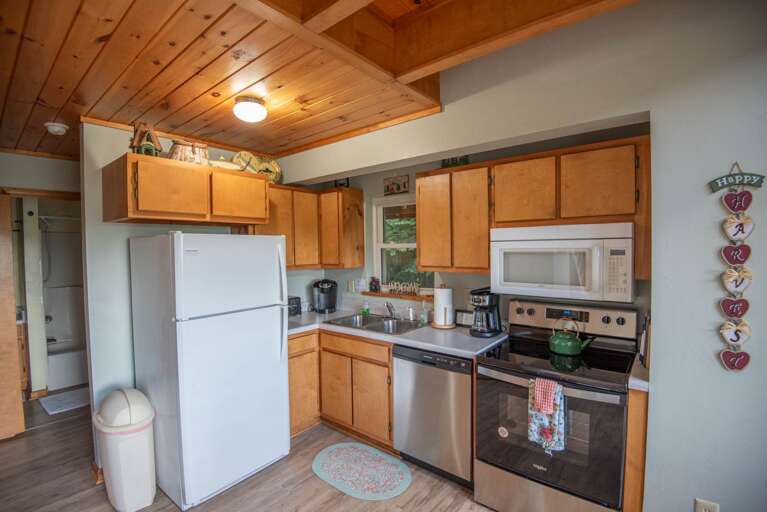 Fully-stocked kitchen with all the appliances you need...