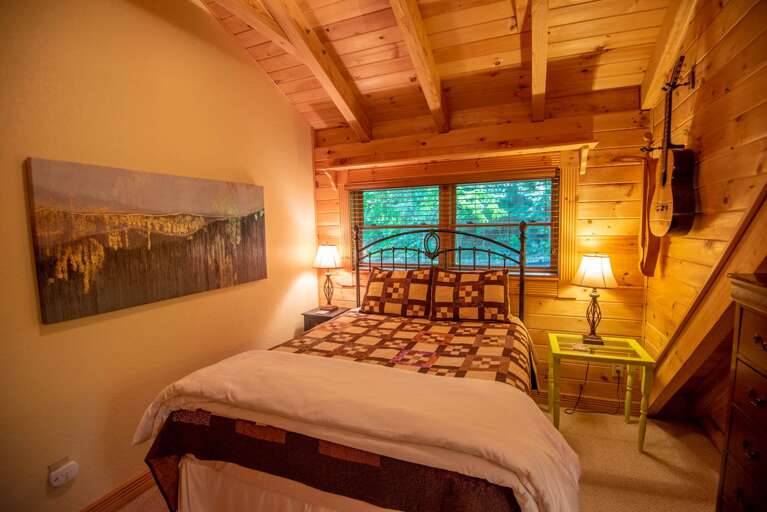 2nd Queen bedroom... 2nd Queen bedroom...