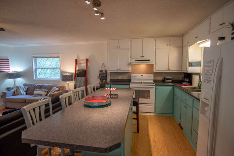 Plenty of prep space in a fully-stocked kitchen...