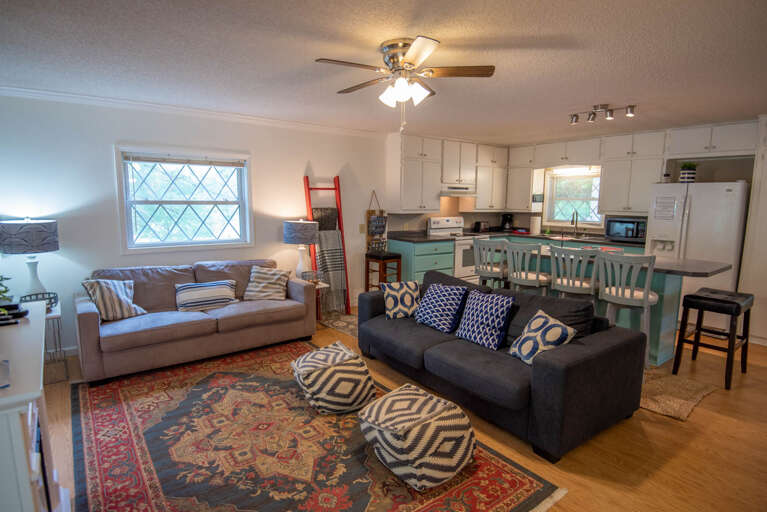 Plenty of space for game nights with the family...