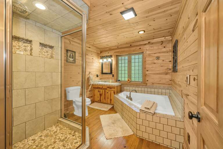 Shared bathroom in main floor hallway...