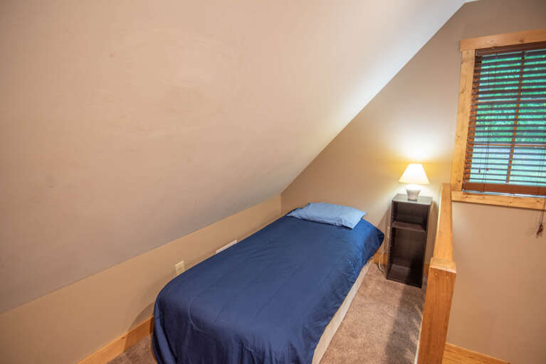 Twin in Loft Bedroom...