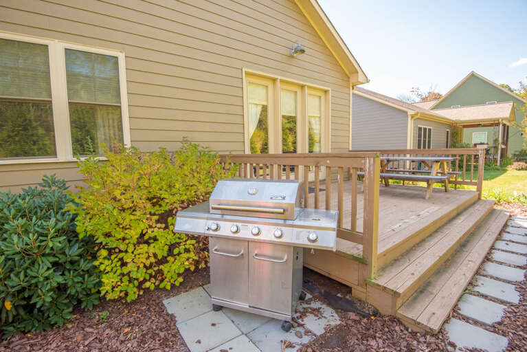 Gas grill (propane provided)...