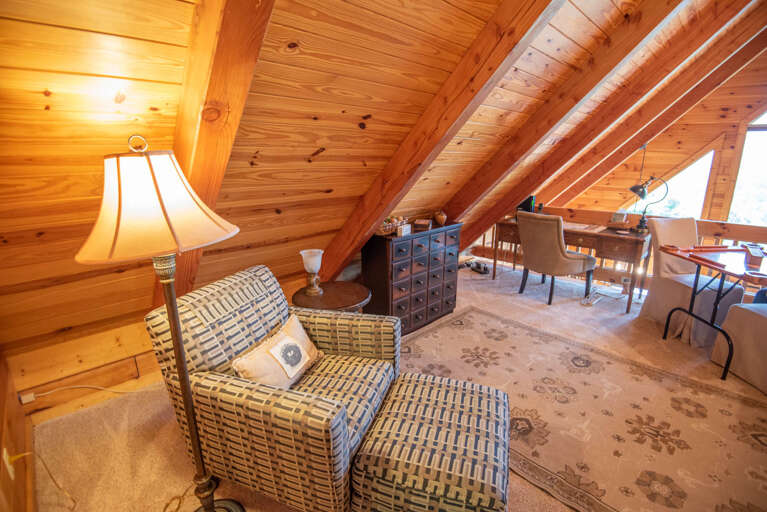 Reading nook loft...