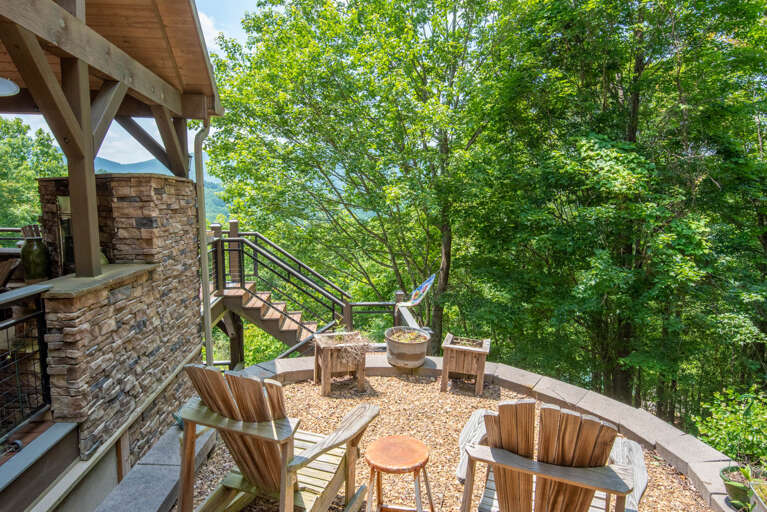 Uncovered seating to soak in the sun...