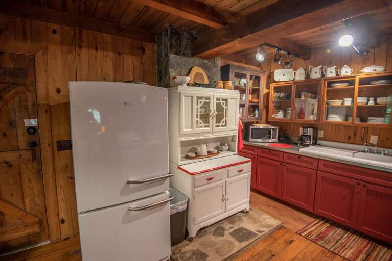 With everything you need to cook family meals... With everything you need to cook family meals...