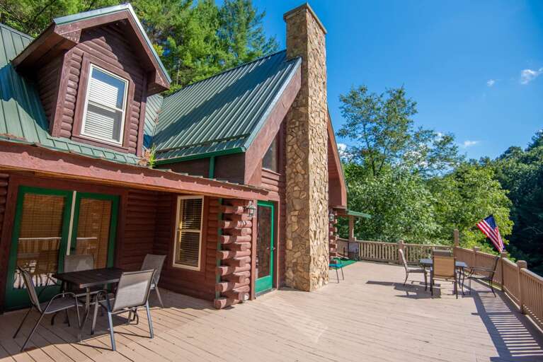 Huge outdoor covered and uncovered deck...