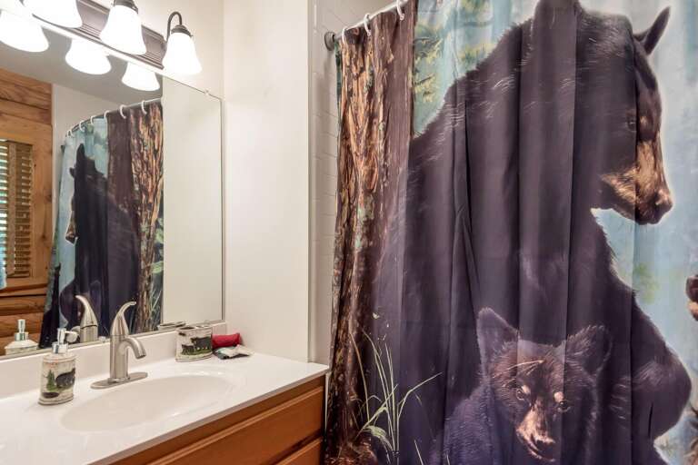 En suite bathroom...