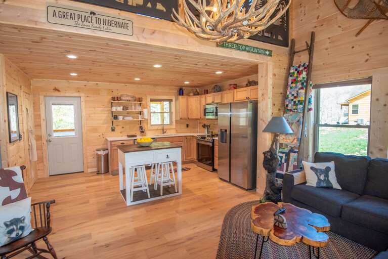 Kitchen, fully stocked with what you need...