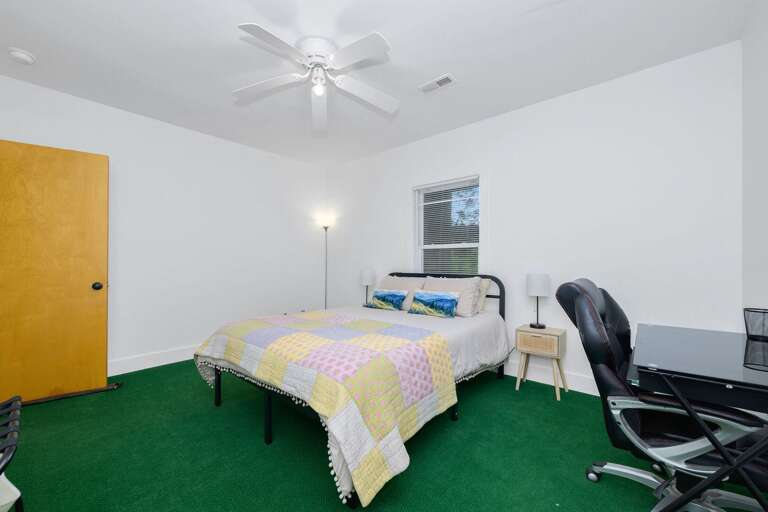 Downstairs Queen bed...