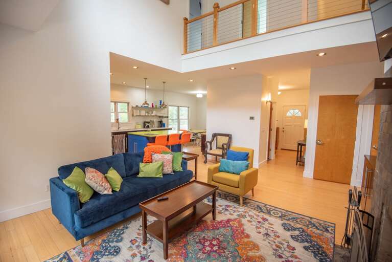 Plenty of seating for the family...