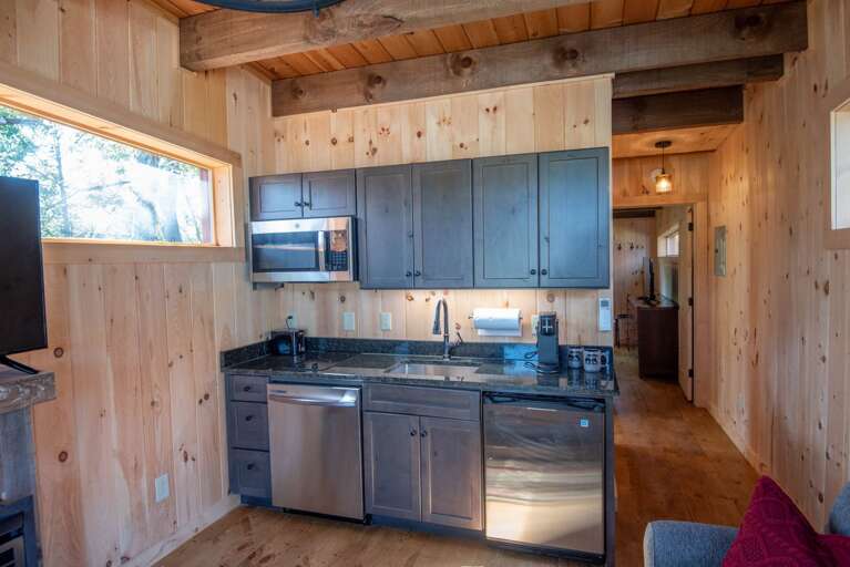 Kitchen suite with everything you need... Kitchen suite with everything you need...