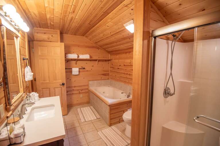 Jack & Jill bathroom upstairs... Jack & Jill bathroom upstairs...