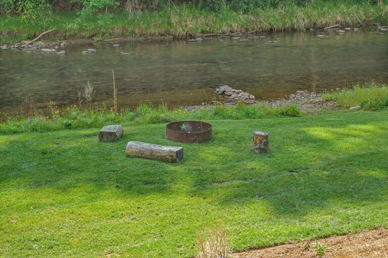 Fire pit and easy river access