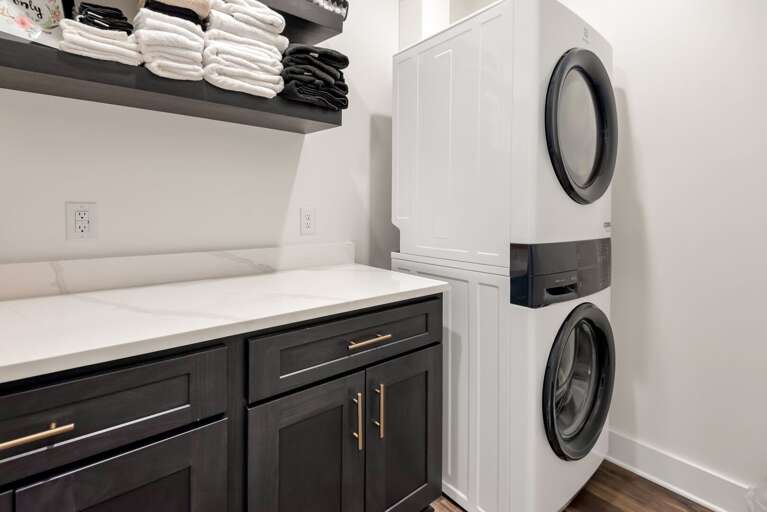 Laundry room downstairs... Laundry room downstairs...