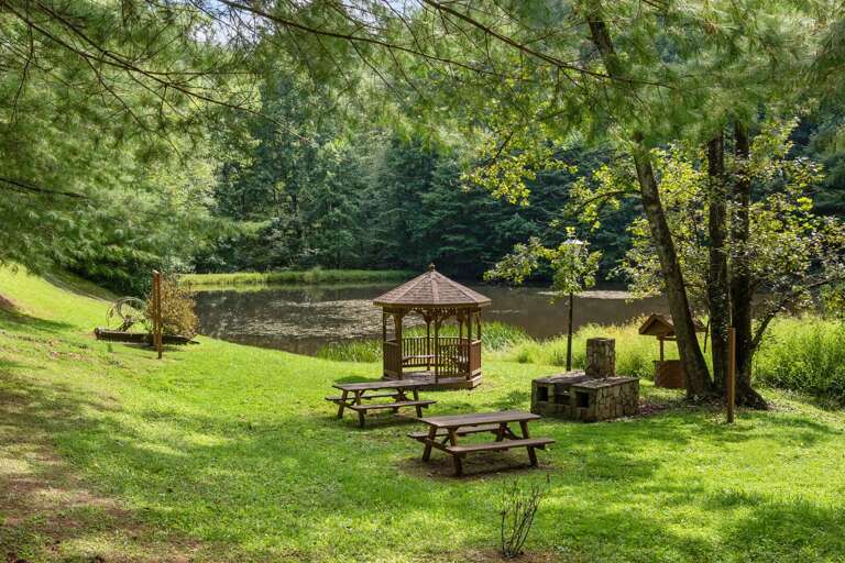 Common area minutes away