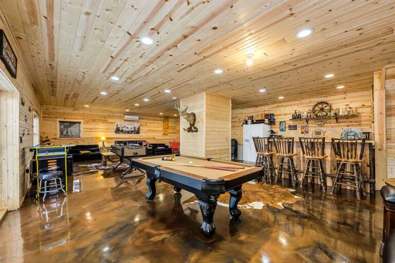 Family Room / Game Room