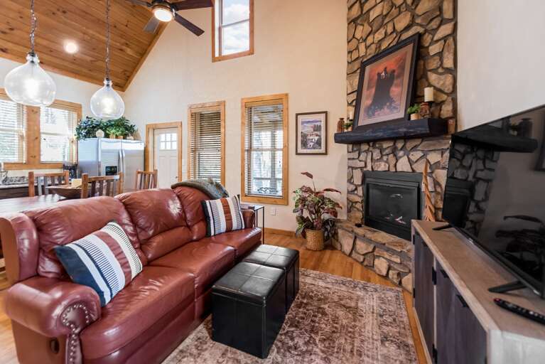 Stone's Throw Bungalow at Fleetwood Falls