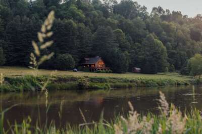 Welcome to Appalachian Mist!