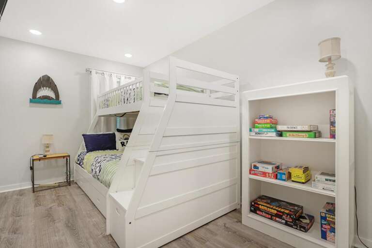 Bunk Room for kids or adults