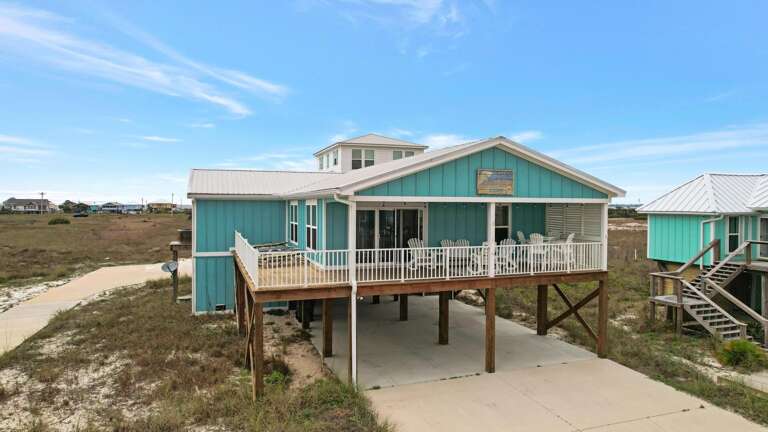 June Breeze- Gorgeous 4 bedroom