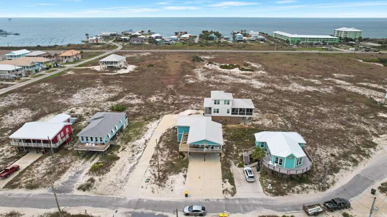 June Breeze- Gulf Views and Easy Beach Access