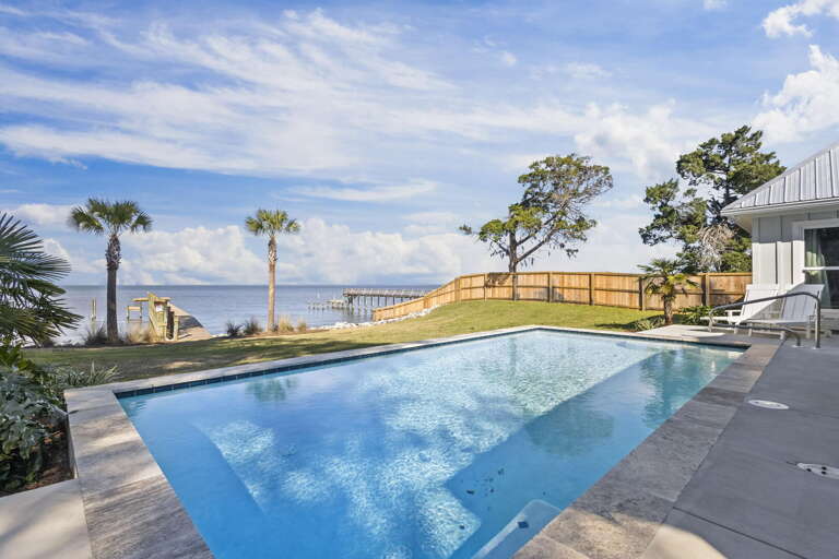 Poolside Paradise, Panoramic Ocean View, Pristine Palms