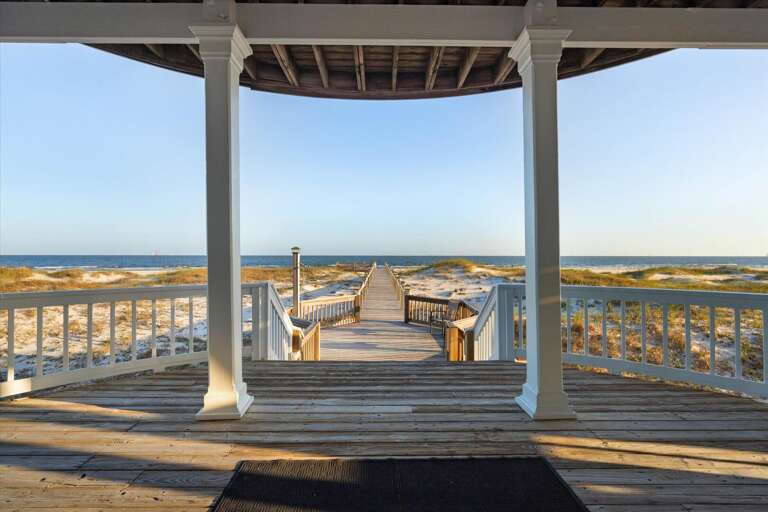 Seaside Shelter Shading Sandy Beach Boardwalk