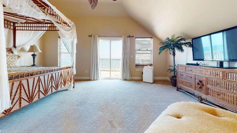 Third floor master bedroom 