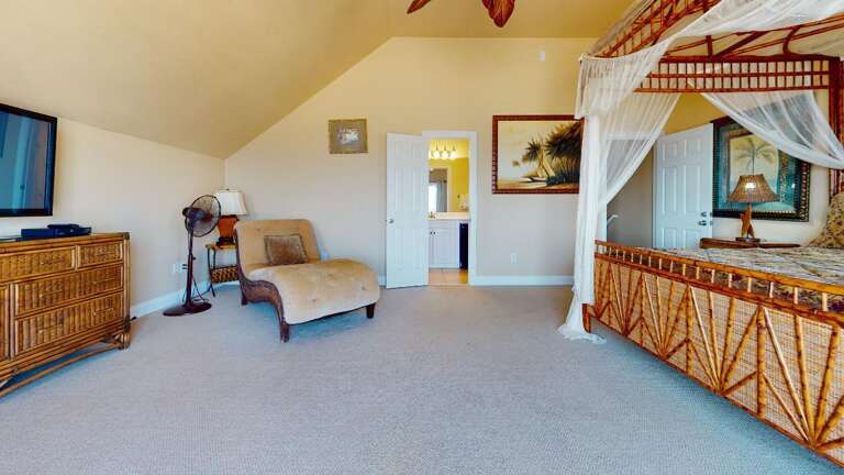 Third floor master bedroom 