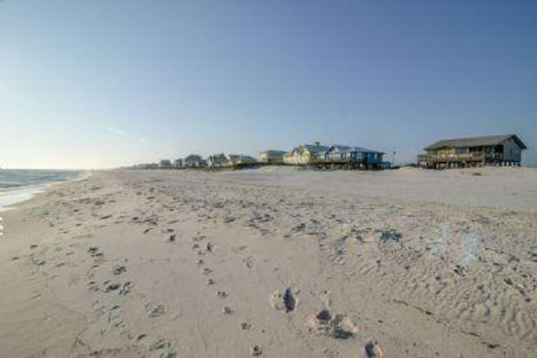 Gorgeous Beach in front of Honey Dunes