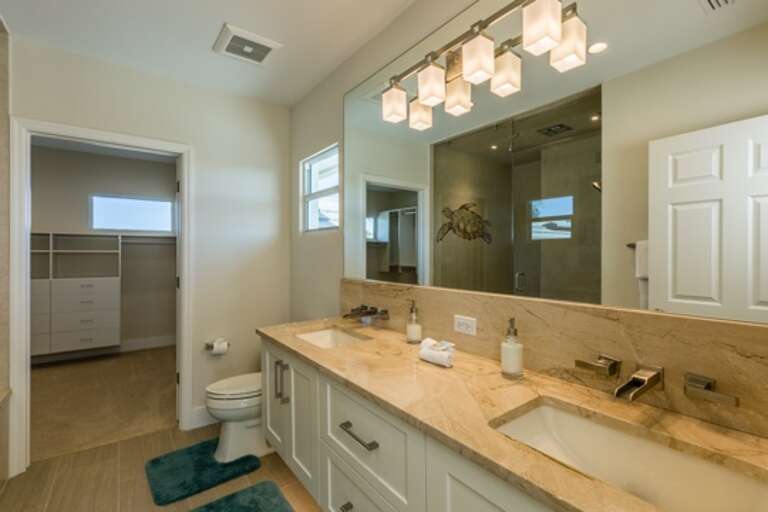 2nd Floor Master Bath