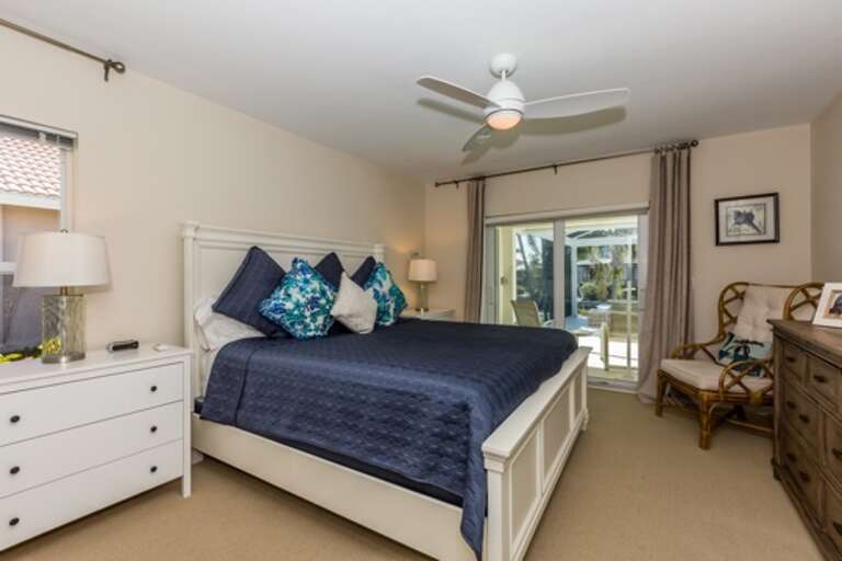 1st Floor Master - King