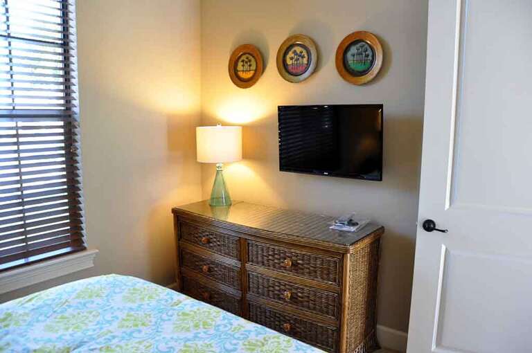 Guest Bedroom Guest Bedroom