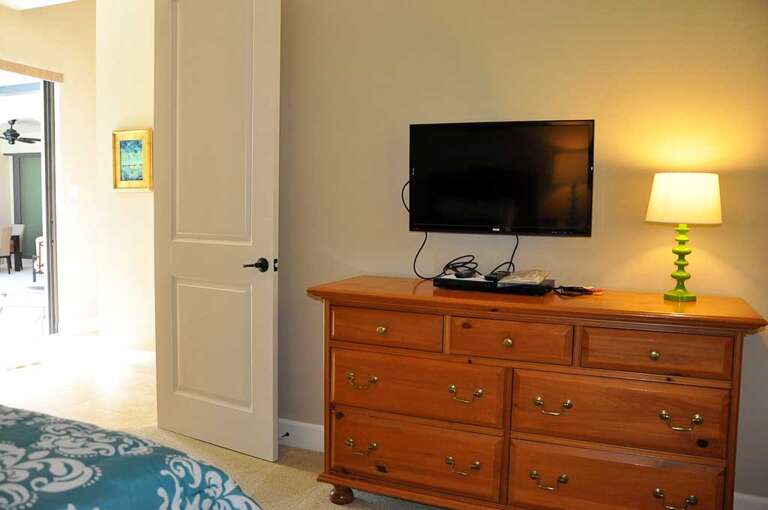 Guest Bedroom Guest Bedroom