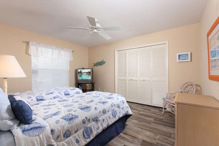 Guest Bedroom - 2 Twins Guest Bedroom - 2 Twins