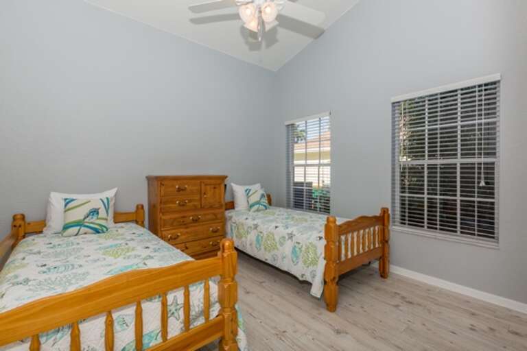 Guest Bedroom-2 Twins Guest Bedroom-2 Twins