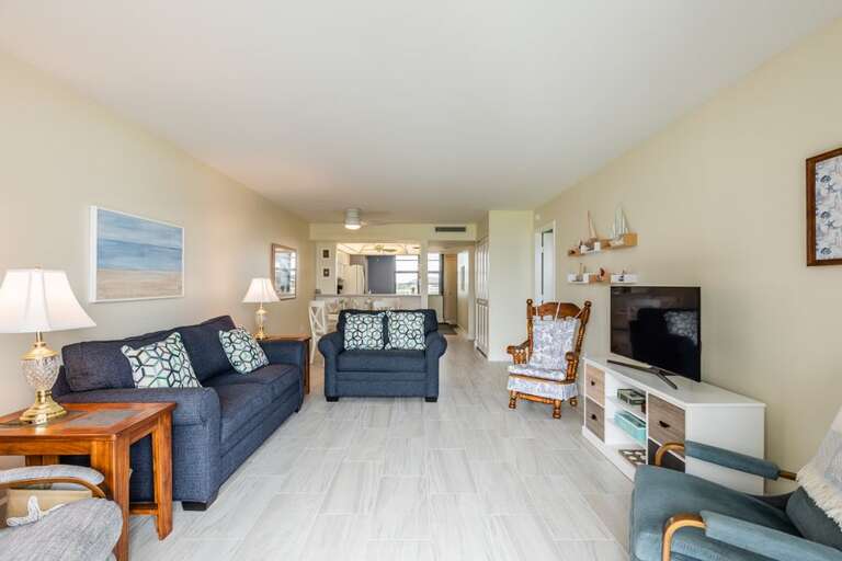 Living Area Living Area