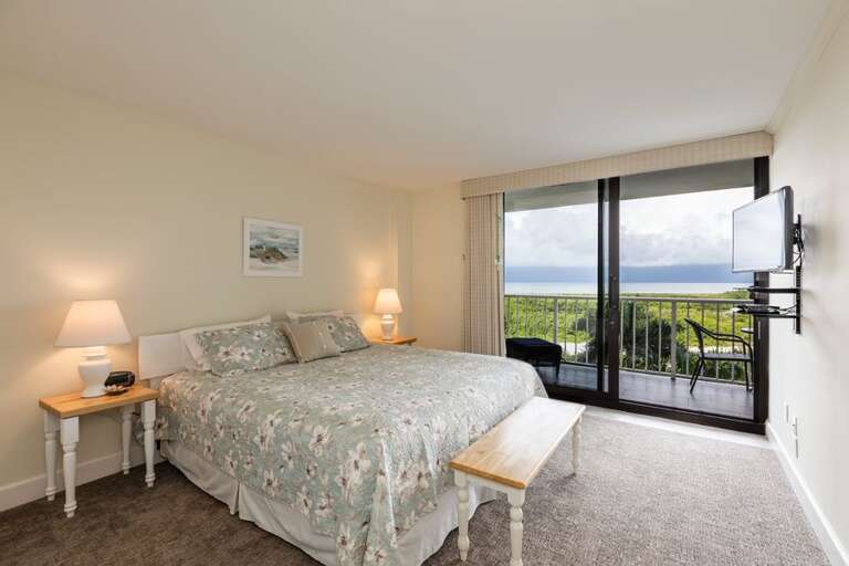 Master Bedroom Master Bedroom