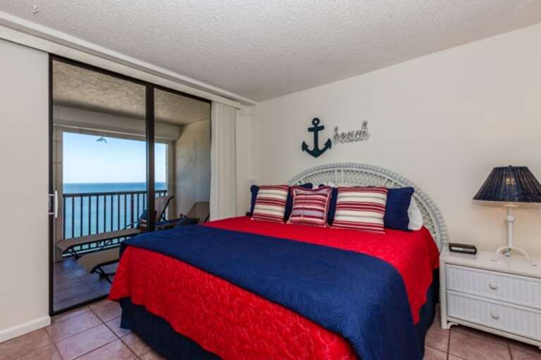 Master Bedroom - King Master Bedroom - King