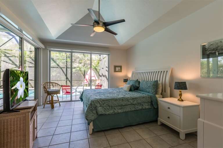 Master Bedroom Master Bedroom