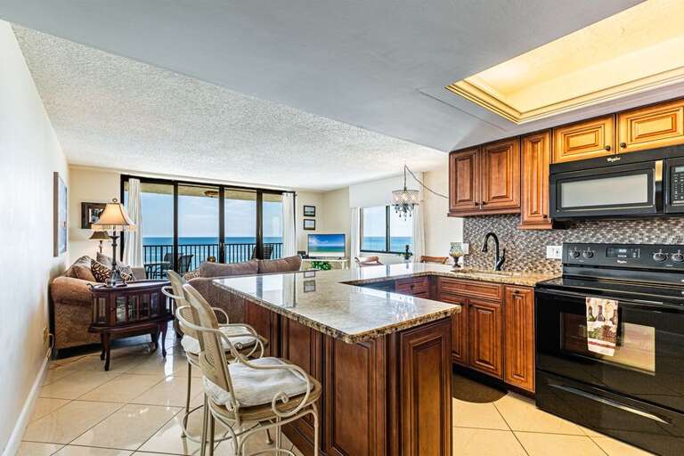 Kitchen/Breakfast Bar Kitchen/Breakfast Bar