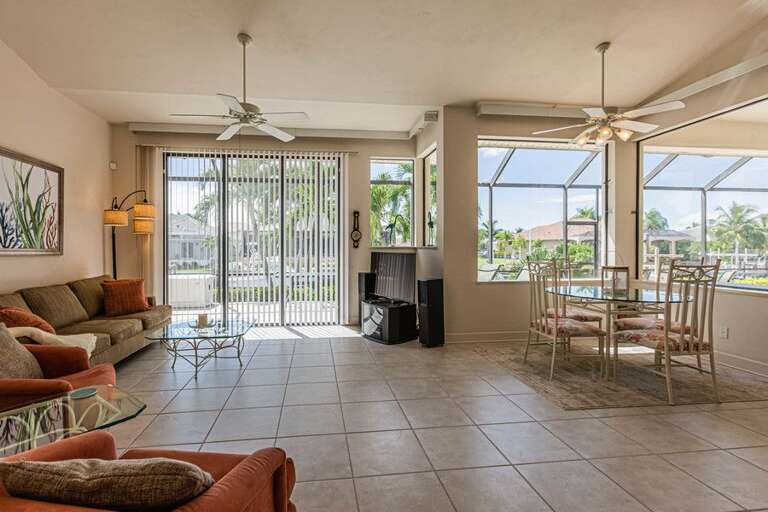 Living Area Living Area