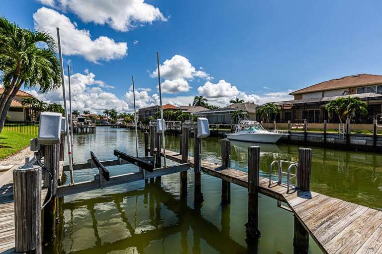 Dock/Water View Dock/Water View