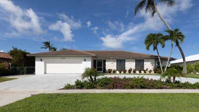 Barfield Dr N, 828