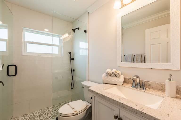 Guest Bath 1st Floor