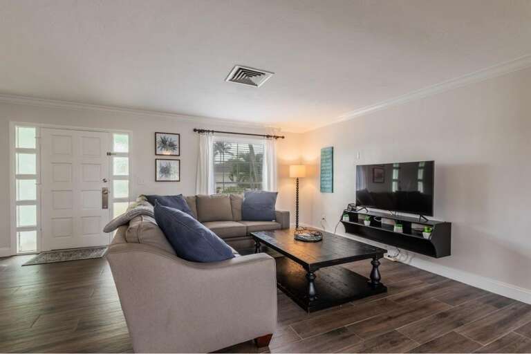 Living Area Living Area