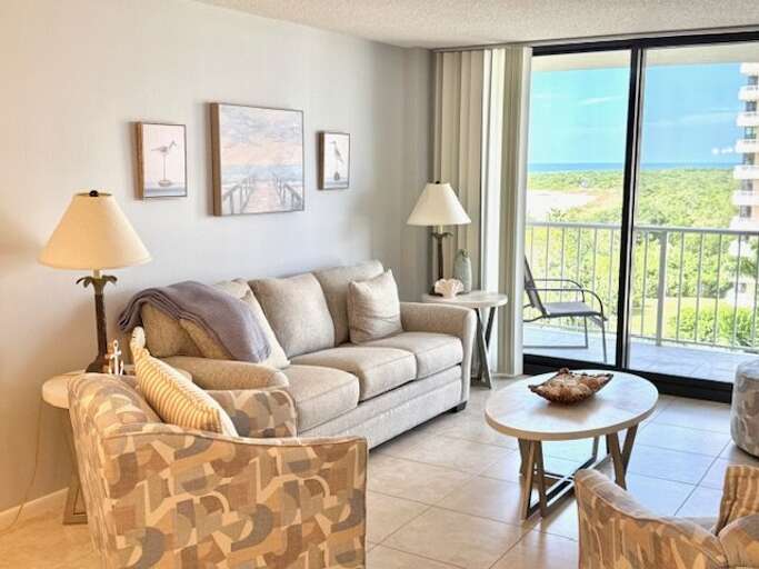 South Seas Towers 3-710