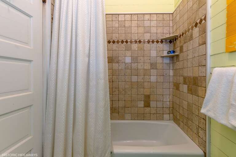 King Bathroom King Bathroom