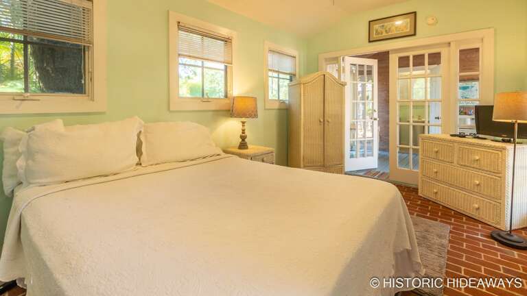 Cottage Bedroom Cottage Bedroom